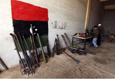 Mỹ lo ngại vũ khí hỗ trợ phe nổi dậy tại Libye “chuyển nhầm địa chỉ”