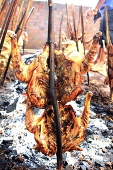 Gà nướng Plei Kơtêng