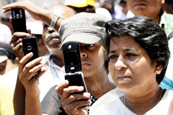 Thị trường chip gặp khó, 
người mua điện thoại thông minh hưởng lợi