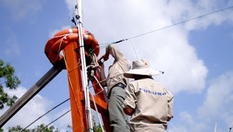 Trà Vinh: Hỗ trợ kỹ thuật 
để ngư dân an tâm bám biển