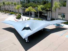 Mỹ-Trung chạy đua phát triển 
máy bay chiến đấu không người lái