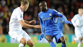 Sự ra mắt hoàn hảo của Demba Ba tại Chelsea