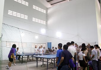 “Hẩm hiu” bóng bàn