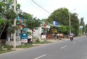 Cần kiên quyết xử lý việc xây dựng không phép, lấn chiếm hành lang an toàn giao thông