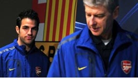 Arsenal vẫn nhắm Cesc Fabregas