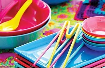 Nguy cơ phơi nhiễm melamine từ đồ nhựa