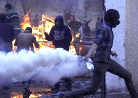 Bạo lực ở Ai Cập làm hơn 340 người thương vong