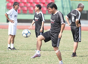 Trận bóng đá “ấm tình” của cựu cầu thủ Cần Thơ