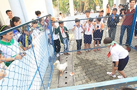 Đưa trò chơi dân gian 

đến với học sinh