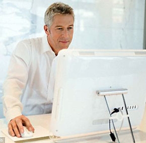 Ngồi làm việc 6 giờ/ngày tăng nguy cơ tiểu đường và ung thư