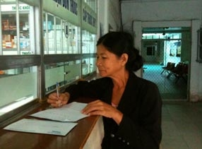 TRAO TIỀN TỪ THIỆN