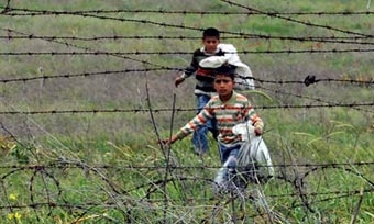 Mỹ và châu Âu “lún sâu” vào cuộc xung đột tại Syrie