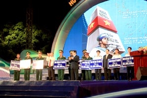 Giao lưu nghệ thuật “Hướng về Biên giới - Biển đảo quê hương” tại Kiên Giang