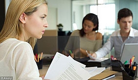 Não phụ nữ nhỏ hơn nhưng 

hoạt động hiệu quả hơn nam giới