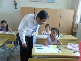 Hồn nhiên nét cọ nhí