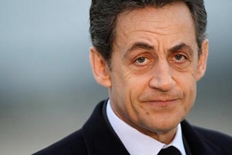 Nicolas Sarkozy 
tìm đường trở lại Điện Élysées