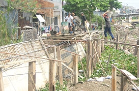 Đẩy nhanh tiến độ kè sông Thốt Nốt
