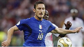 Totti sẽ tái xuất 

cùng đội tuyển Ý?