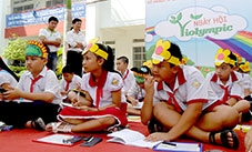 Hơn 1.000 học sinh tham gia Ngày hội Violympic -

Giải toán qua Internet