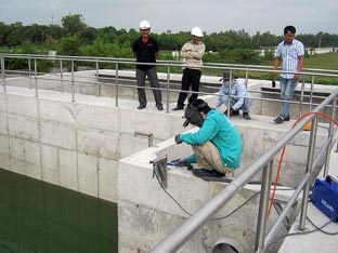 Cần giải “hạn” trong thu hút đầu tư 
ở các khu công nghiệp