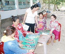 Tuyên truyền cán bộ, hội viên phụ nữ 

không mua bán, lấn chiếm lòng đường, vỉa hè