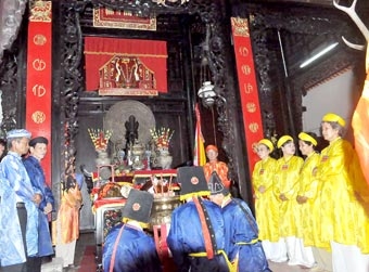 Những đền thờ Vua Hùng 
ở Đồng bằng sông Cửu Long