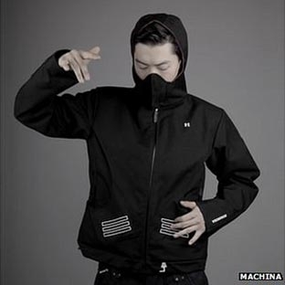 Những sản phẩm thời trang tích hợp công nghệ 
mang tính ứng dụng cao