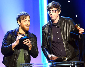 The Black Keys - Bền bỉ con đường rock