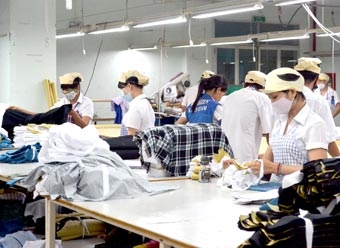 Tập trung tái cơ cấu nền kinh tế