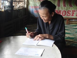 TRAO TIỀN TỪ THIỆN