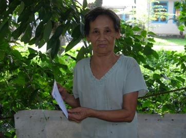 TRAO TIỀN TỪ THIỆN