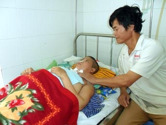 Xin cứu giúp chị Nga!