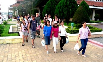 Khởi động chương trình giảm giá kích cầu 
du lịch Đồng bằng sông Cửu Long