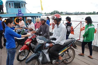 Cần quan tâm đầu tư cơ sở hạ tầng giao thông
trên đường thủy nội địa
