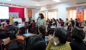Khảo sát trình độ và nhận thức lý luận chính trị của cán bộ chủ chốt quận, phường