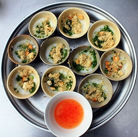 Bánh bèo nóng Phú Yên