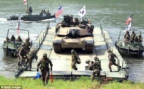 Liên minh Mỹ-Hàn tập trận vượt sông