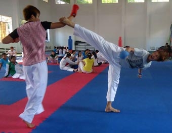 Bước khởi động quan trọng
của Karatedo Cần Thơ