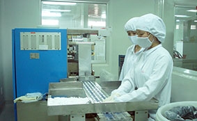 Phát huy dân chủ, nâng cao

hiệu quả sản xuất, kinh doanh