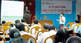 Chuyển từ nhận thức đến hành động 

trong tiết kiệm điện