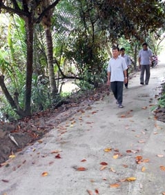 ĐẨY MẠNH HỌC TẬP VÀ LÀM THEO GƯƠNG BÁC
