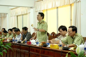 Tăng cường xử lý người sử dụng mũ bảo hiểm
kém chất lượng và không cài quai an toàn