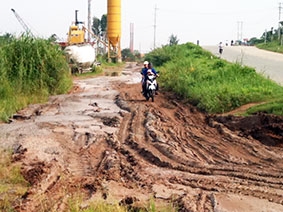 Đường dân sinh khu vực Phú Thạnh, 

phường Tân Phú, quận Cái Răng không an toàn