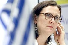 Liên minh châu Âu đình chỉ việc chia sẻ dữ liệu với Mỹ?