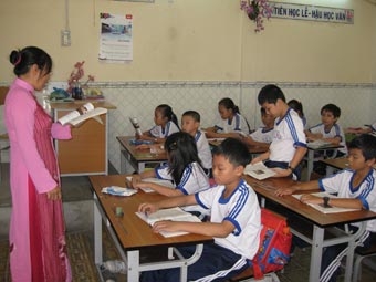Để Đồng bằng sông Cửu Long 
không còn là “vùng trũng” giáo dục