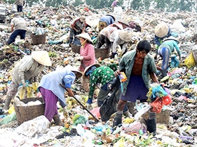 Phê duyệt Quy hoạch quản lý chất thải rắn 

đến năm 2015, định hướng đến năm 2025