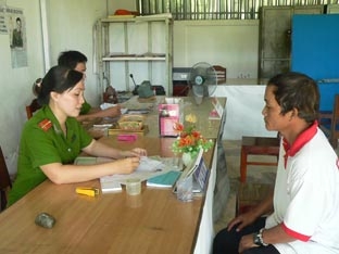 Xây dựng Đảng bộ trong sạch vững mạnh, thực hiện tốt nhiệm vụ chính trị