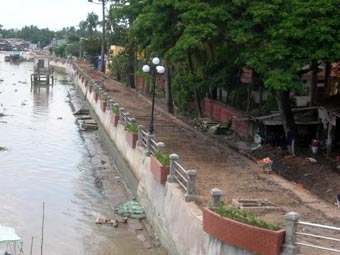 ỨNG PHÓ BIẾN ĐỔI KHÍ HẬU 
GẮN VỚI PHÁT TRIỂN ĐÔ THỊ XANH