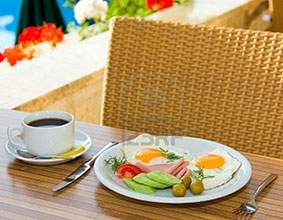 Bỏ bữa sáng có thể làm tăng nguy cơ đau tim ở nam giới