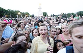 Công nương Anh sinh hoàng tử đầu lòng